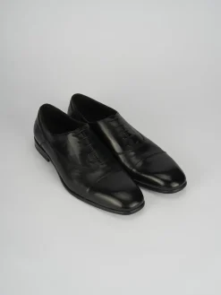 Stringata tacco 1 cm nero pelle