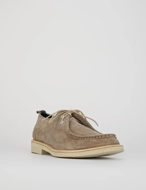 Stringate camoscio beige