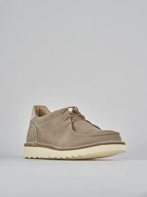 Stringate camoscio beige