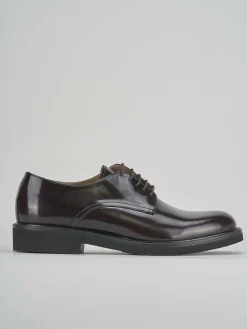 Stringate pelle bordo'