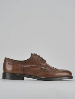Stringate pelle marrone