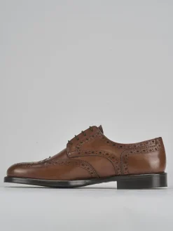 Stringate pelle marrone