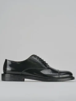 Stringate pelle nero