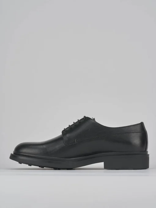 Stringate pelle nero