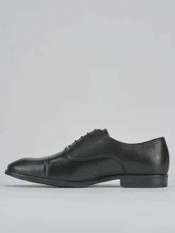 Stringate pelle nero