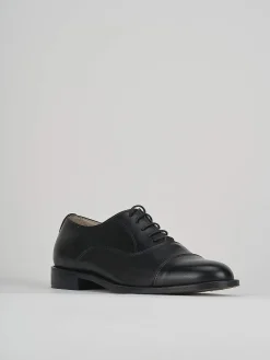 Stringate pelle nero