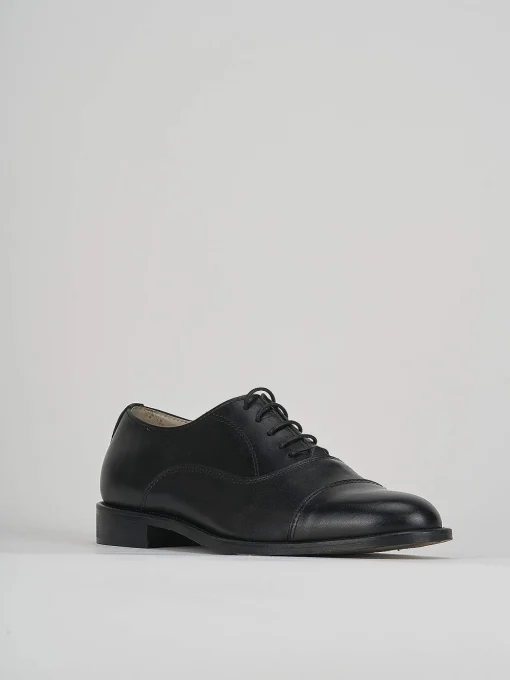 Stringate pelle nero