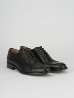 Stringate pelle nero
