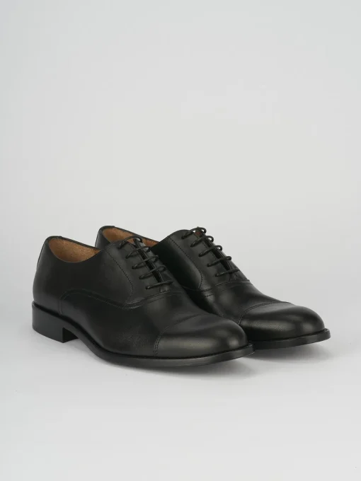 Stringate pelle nero