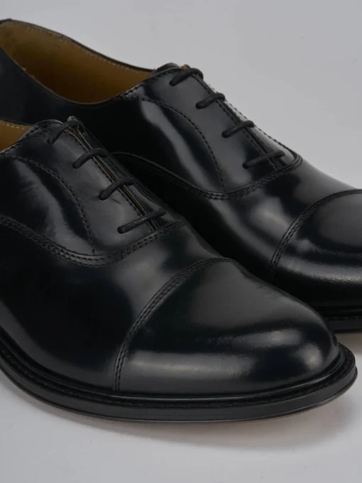 Stringate pelle nero