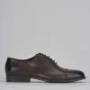 Stringate pelle testa