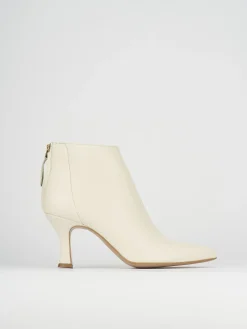 Tronchetto tacco 5 cm beige pelle