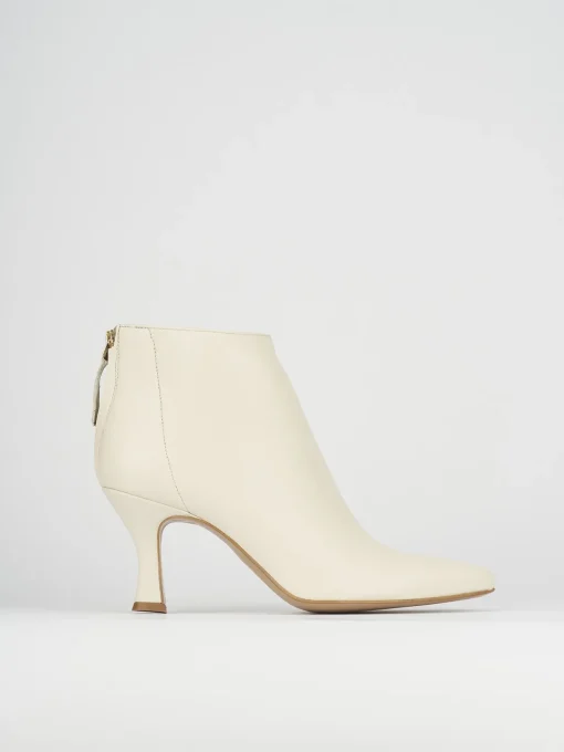 Tronchetto tacco 5 cm beige pelle