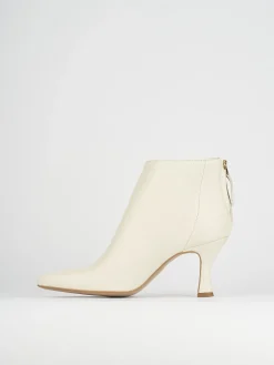 Tronchetto tacco 5 cm beige pelle