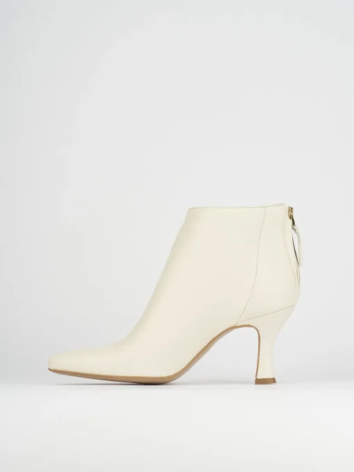 Tronchetto tacco 5 cm beige pelle