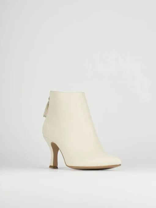 Tronchetto tacco 5 cm beige pelle