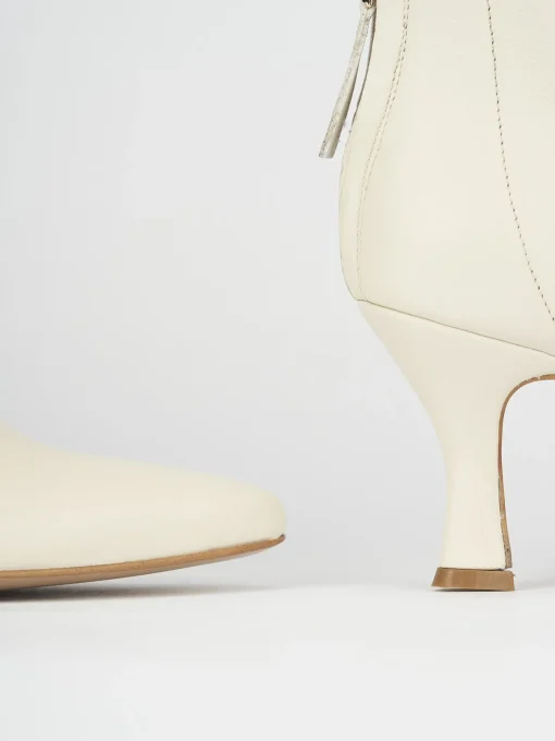 Tronchetto tacco 5 cm beige pelle