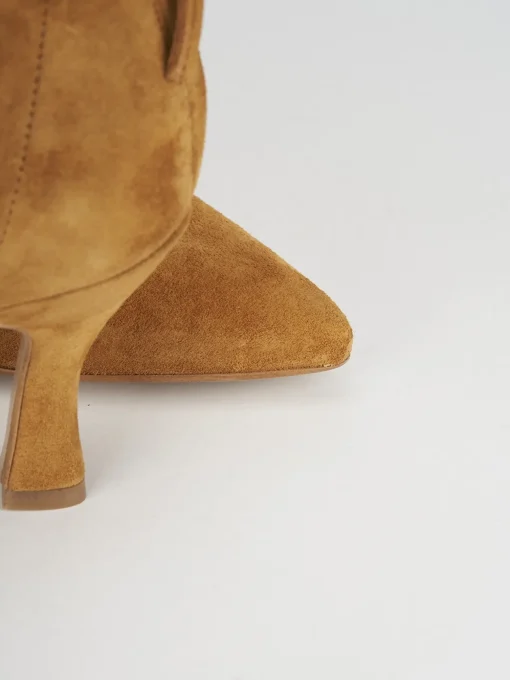 Tronchetto tacco 5 cm marrone camoscio